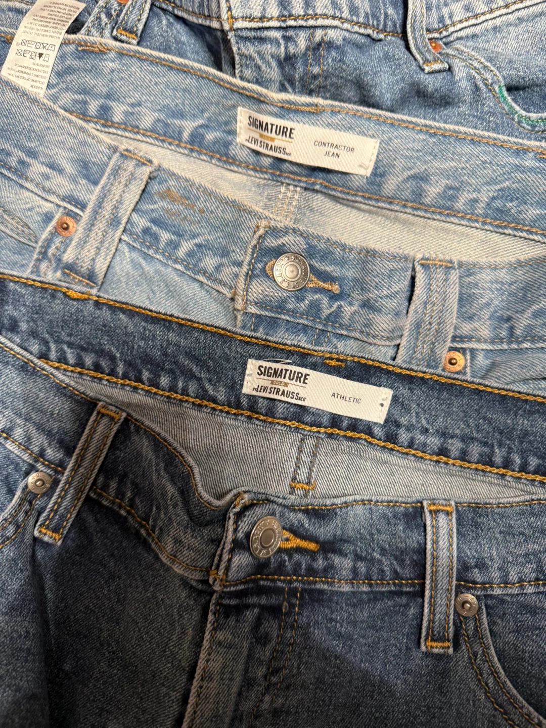 30pieces Levi Strauss Signature Jeans -  & Athletic Fit - photo 4