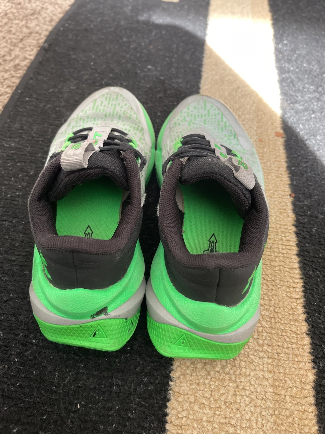 Skechers Air-Tricks Kids Shoes US 13 - photo 3