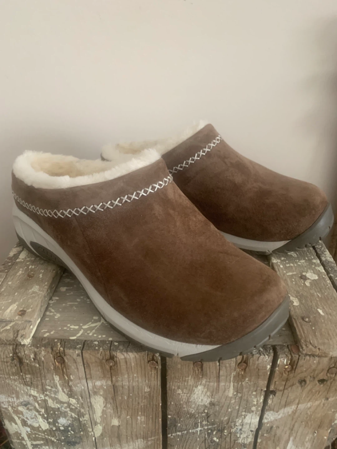 Merrell Brown Suede Clogs with Shearling Lining