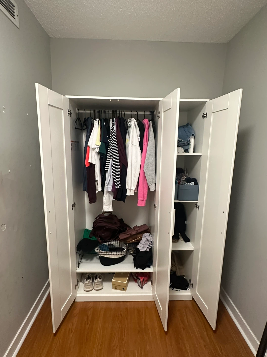 BRIMNES Wardrobe with 3 doors - photo 2