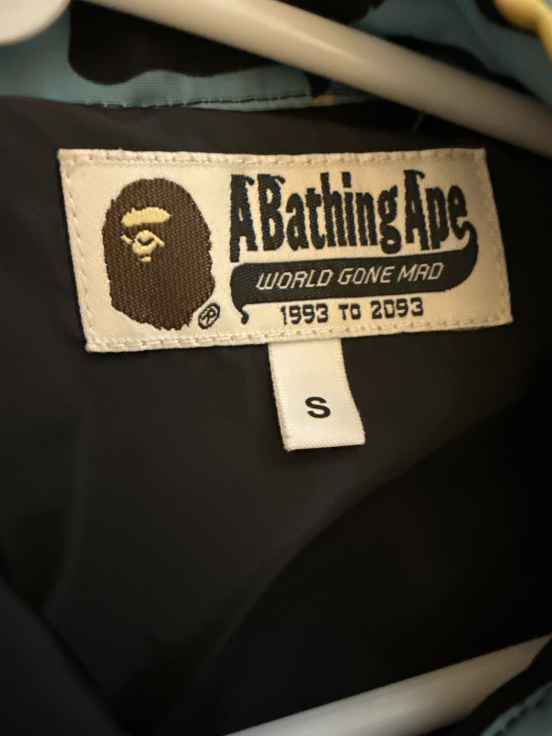 A Bathing Ape Camo Coach Jacket Size S - photo 3