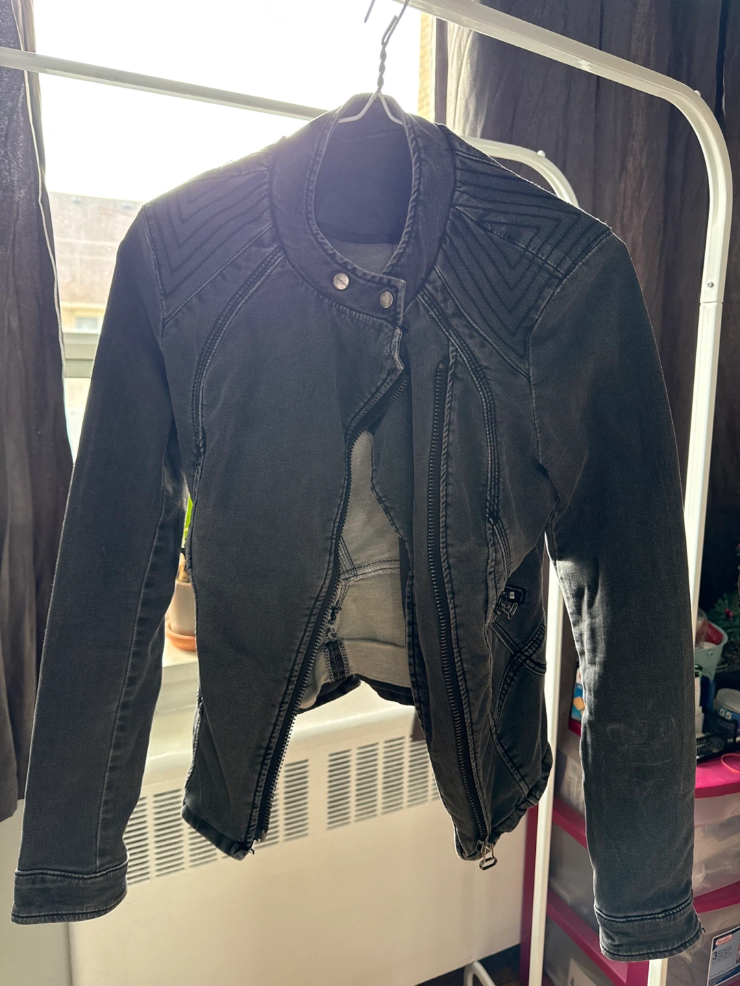 Women's black Jacket