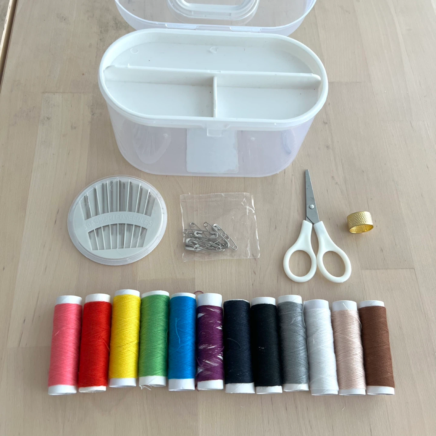 Sewing Kit with Case - photo 2
