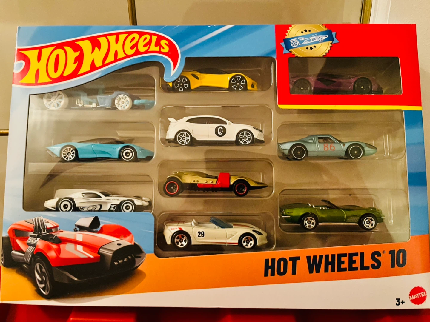 Hot Wheels 10 Car Gift Pack - PORSCHE, LAMBOGINI, McLaren