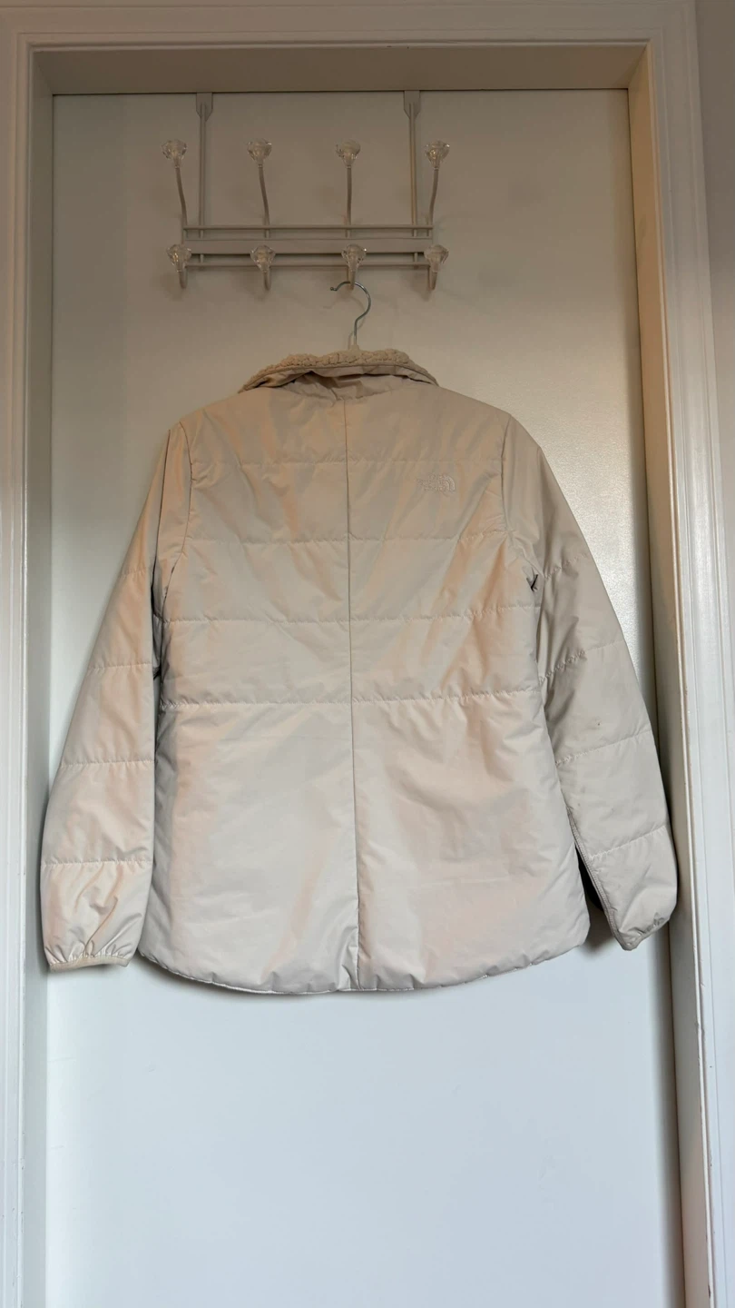 The North Face Reversible Fleece Lined Puffer Jacket - Cream - photo 2