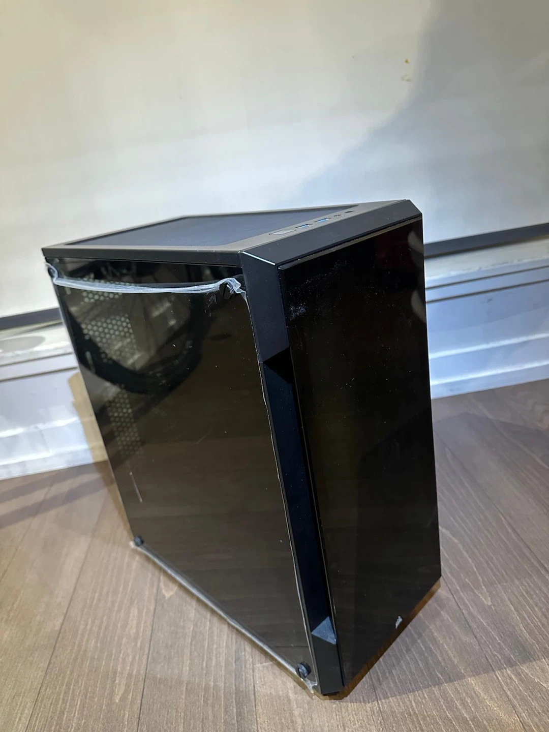 Selling Desktop Computer + SSD + Gaming Monitor - photo 4