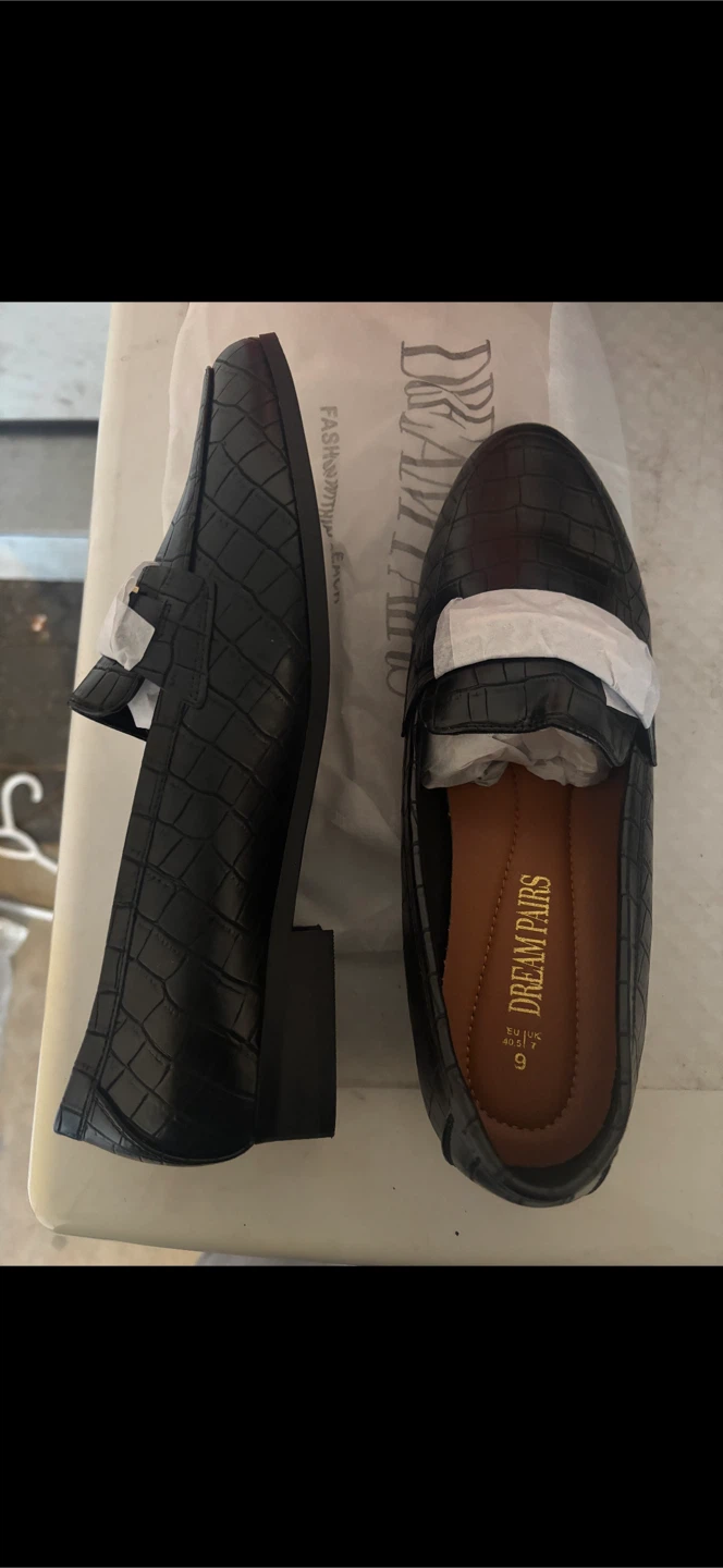Dream Pairs Black Embossed Loafers Size 9 - photo 2