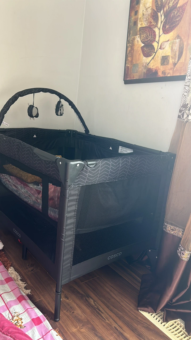 Cosco Playard - photo 4