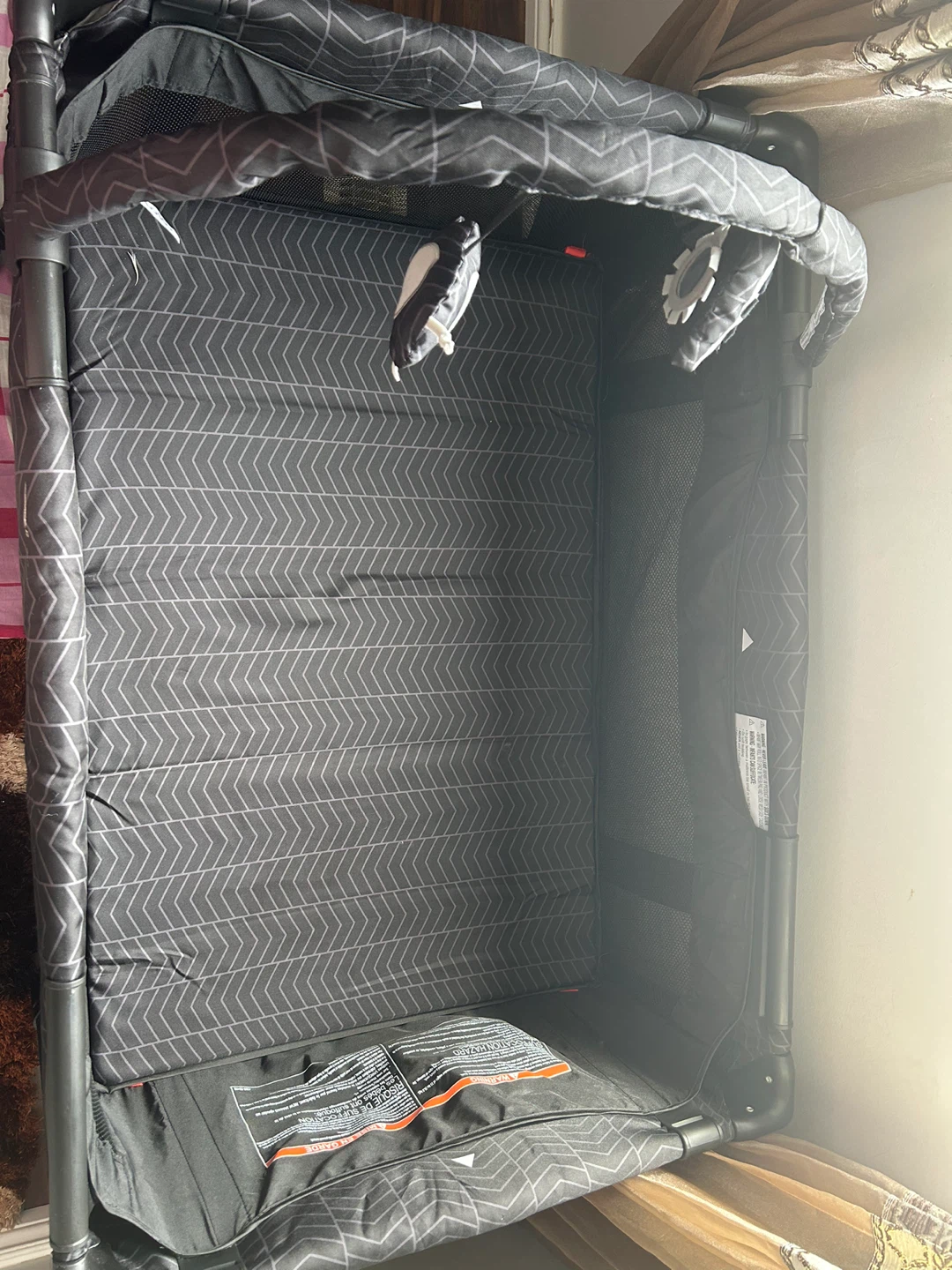 Cosco Playard - photo 3