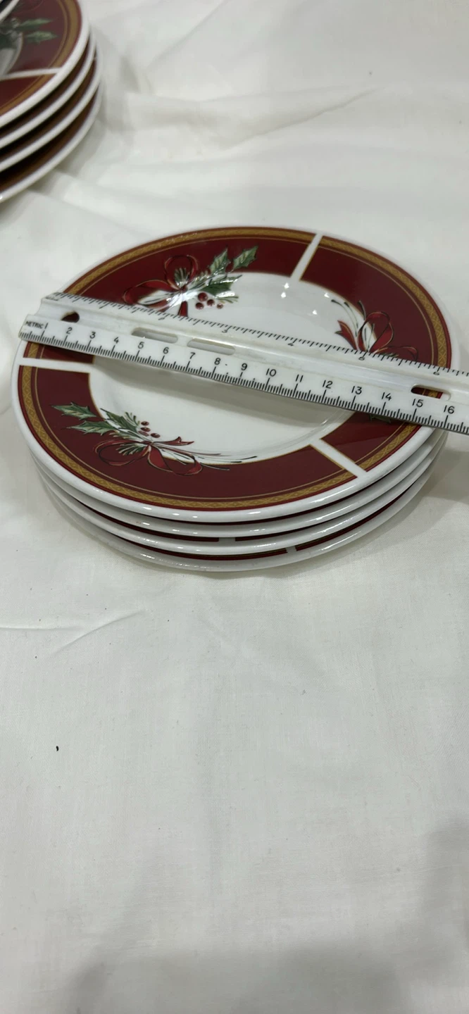 Gibson Christmas Holly Berry Ribbon Ceramic Dinnerware Set - photo 3