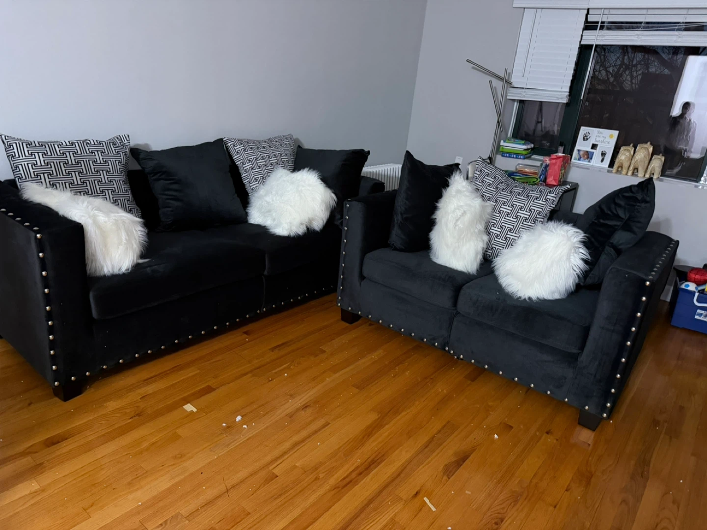Black Velvet Sofa Set with Decorative Pillows - photo 2