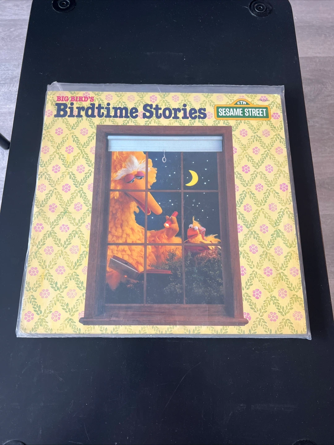Mr Dressup, Mary Poppins, Sesame Street Big Bird Vinyl Record - photo 4