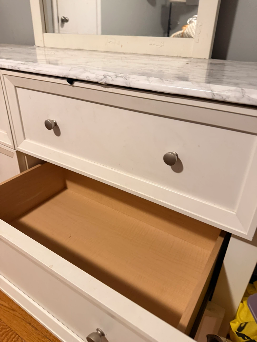 White wood dresser 3 piece set