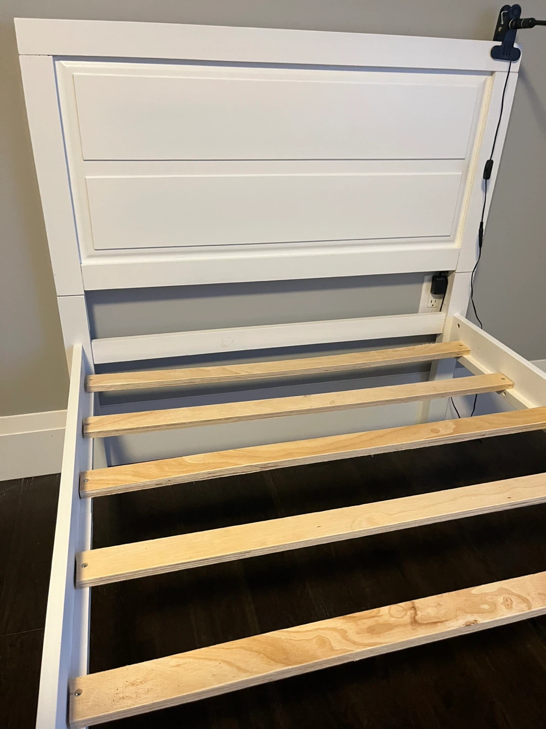 White Twin Bed Frame with Matching Nightstands - photo 5