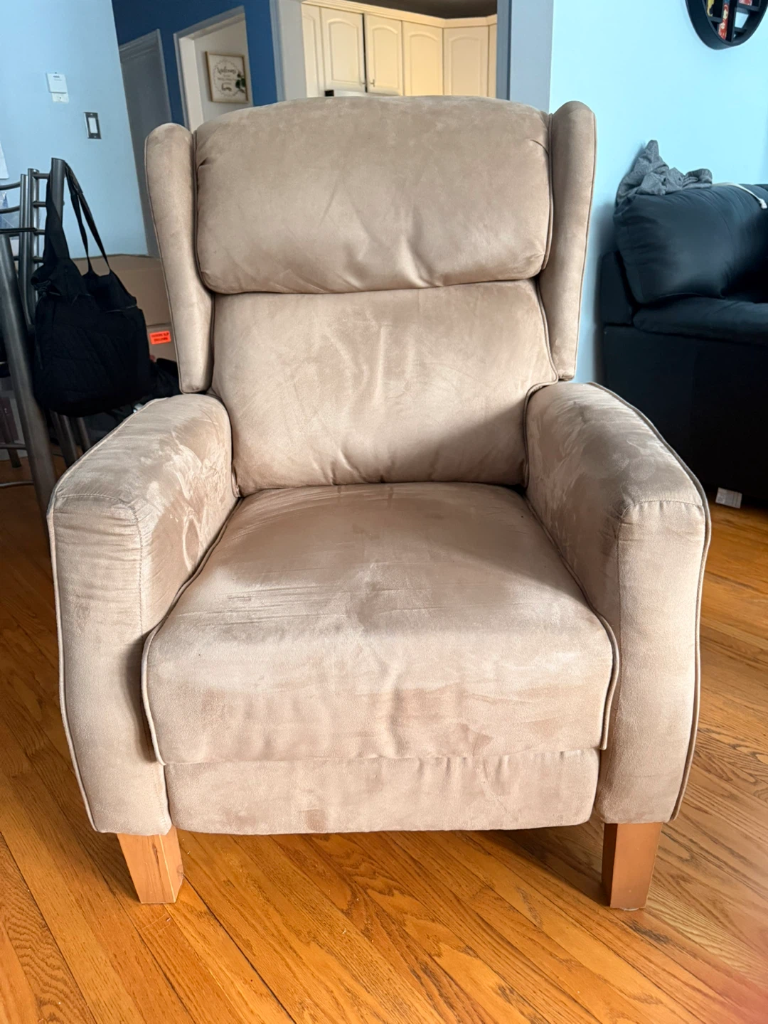 Tan Wingback Recliner Chair - photo 3