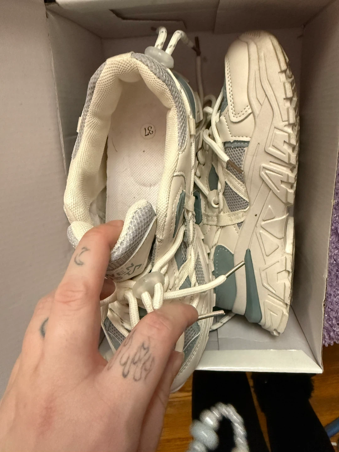Women's Fashion Sneakers - photo 2