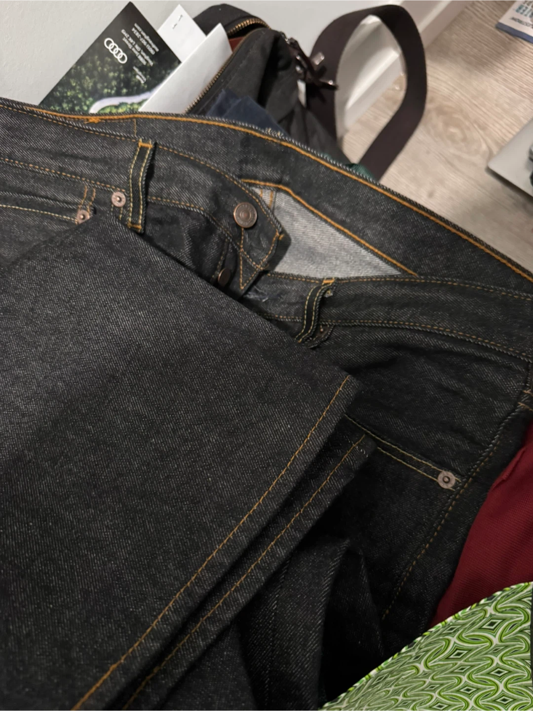 Levi's 501 Dark Wash Jeans W34 L30 - photo 2