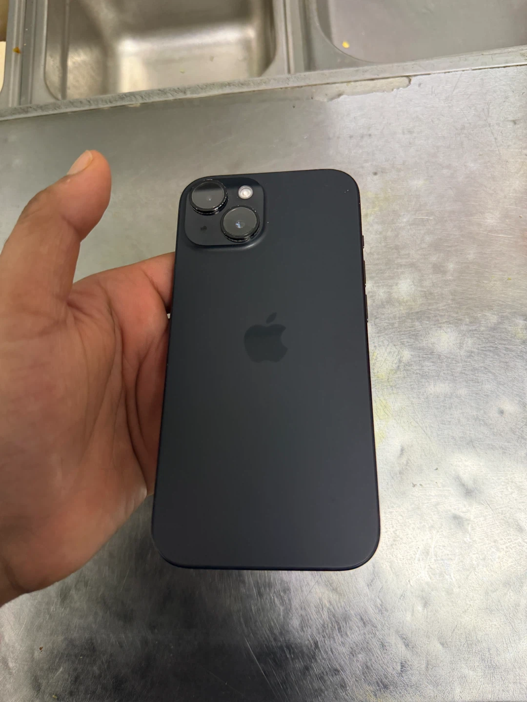 Apple iPhone 15