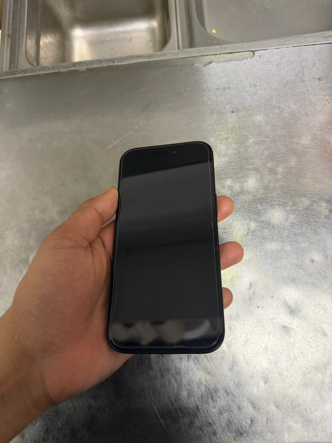 Apple iPhone 15 - photo 2