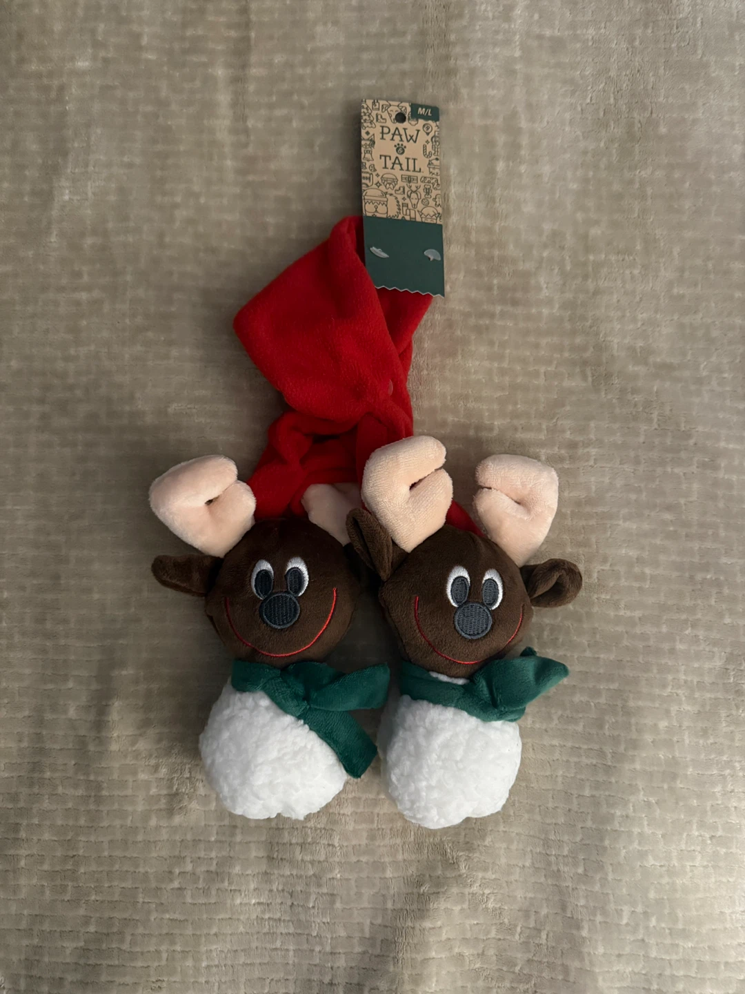 Paw & Tail Reindeer Scarf 🧡