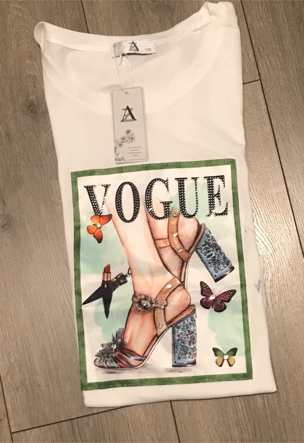White T-Shirt with Vogue Fashion Print - photo 3
