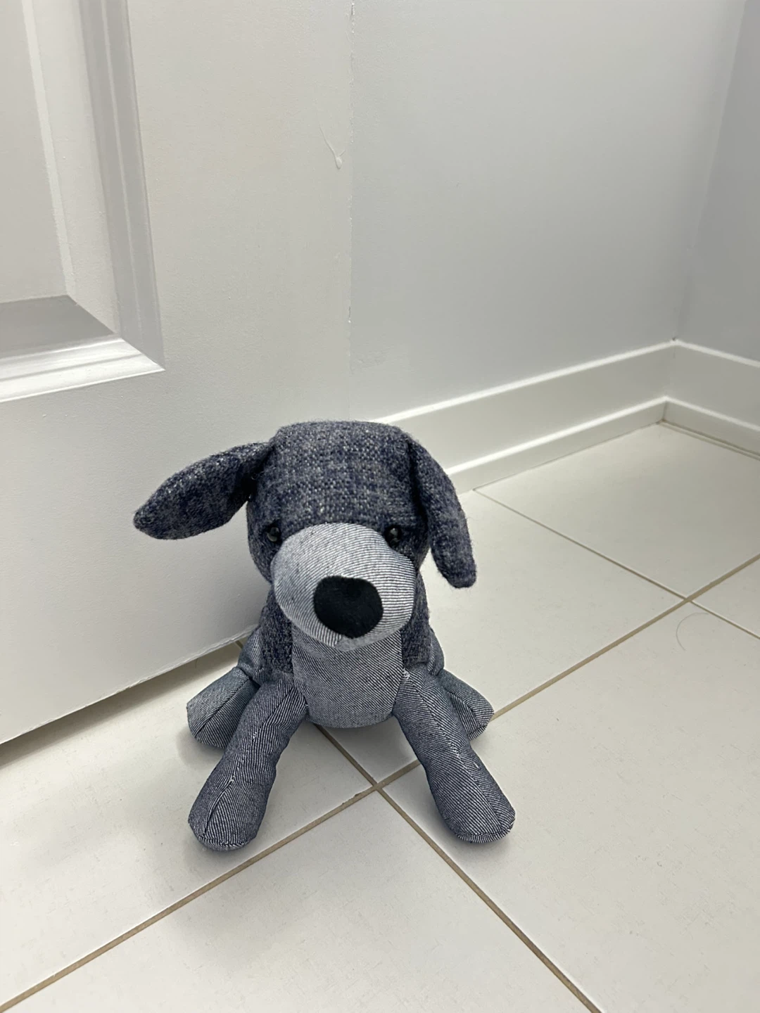 🧡Preowned Barely Used Cute Dog Door Stopper Decorative for Home