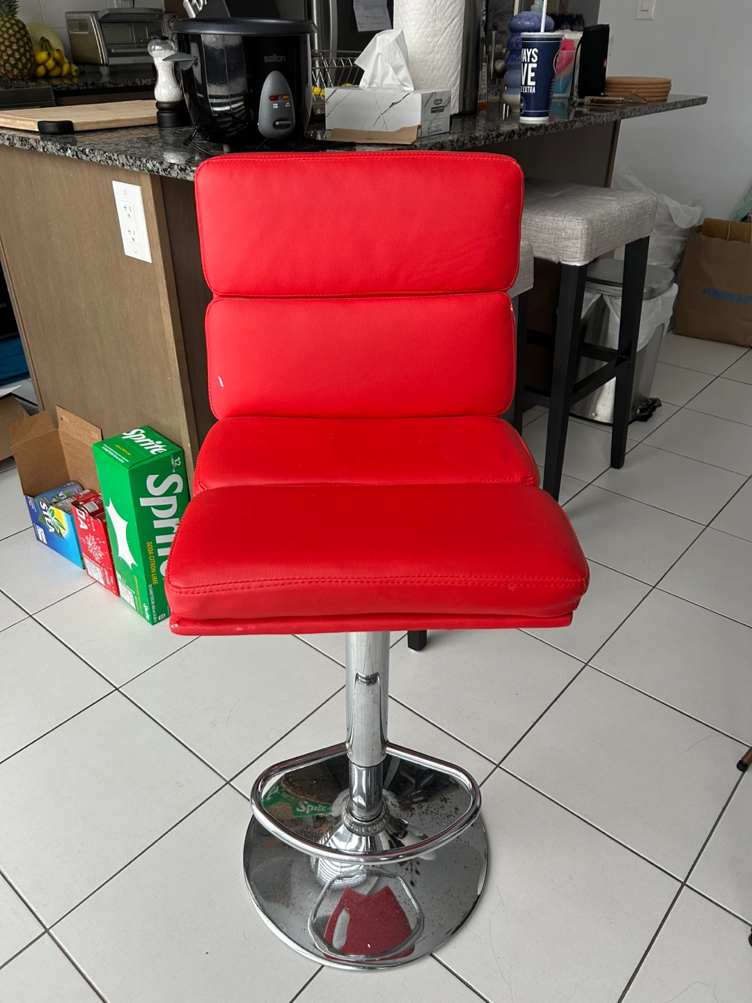 🧡Used Red Bar Stool Minor Wear & Tear, Rusting at the botton