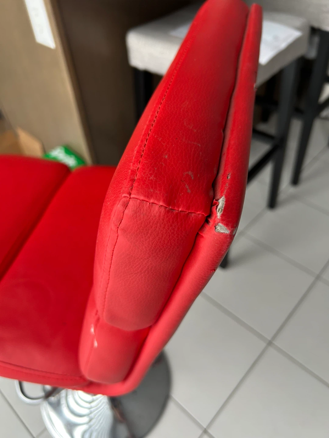 🧡Used Red Bar Stool Minor Wear & Tear, Rusting at the botton - photo 5