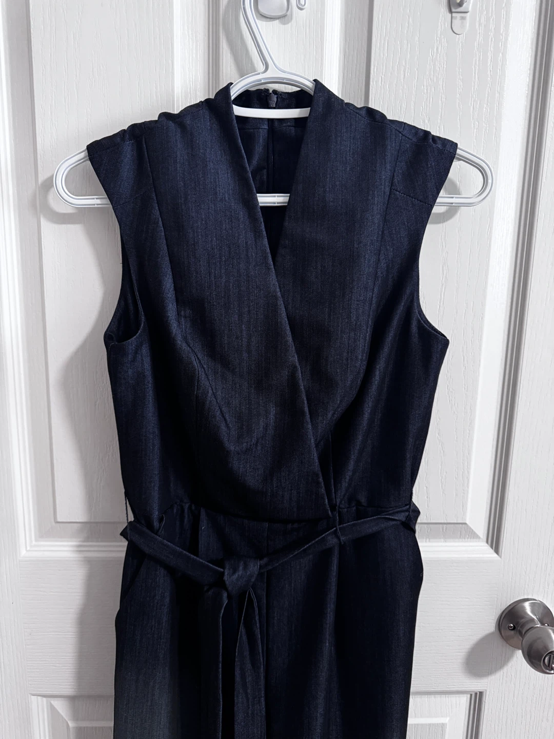 Calvin Klein Sleeveless denim-look jumpsuit with belt - photo 2