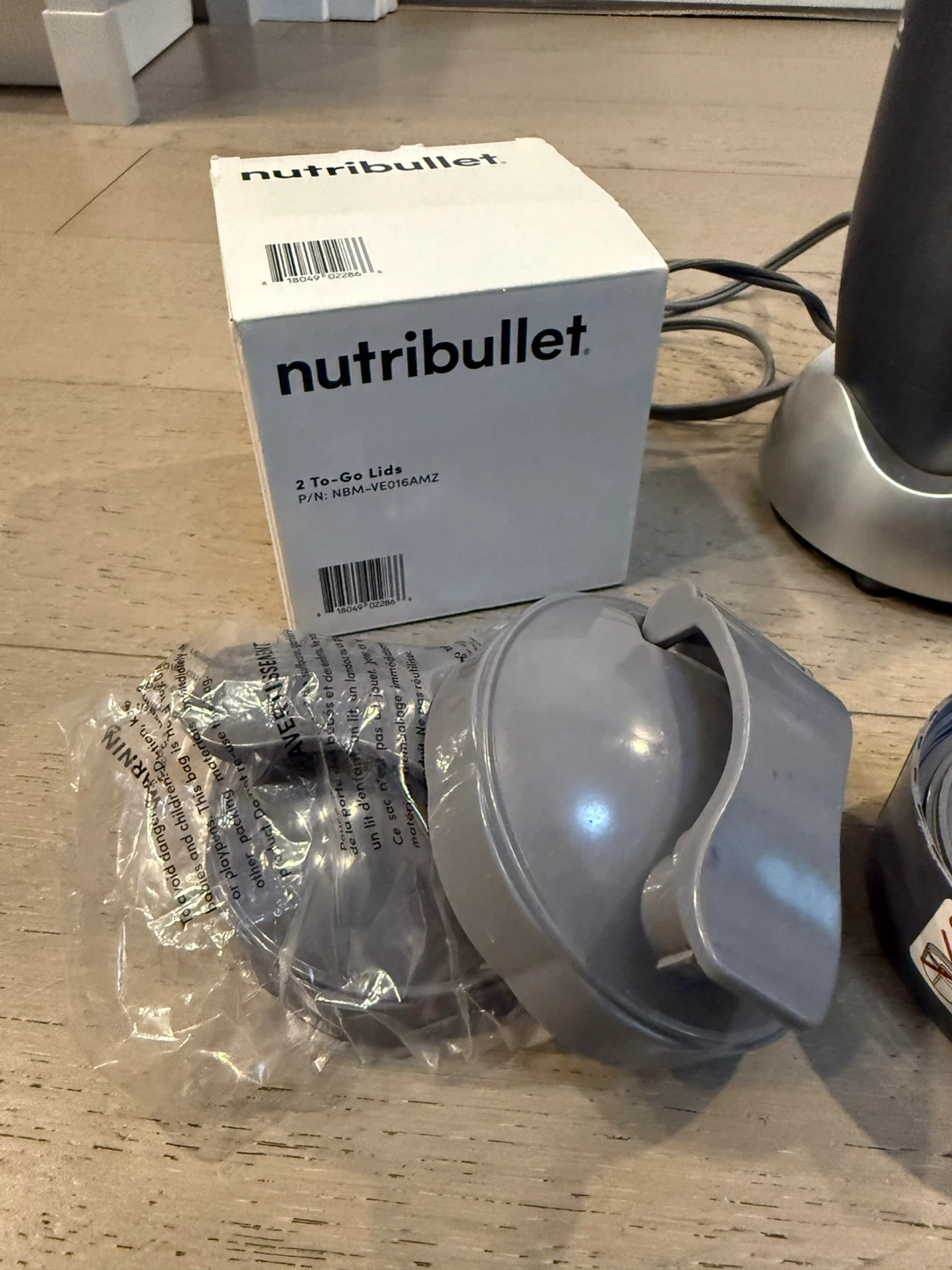 NutriBullet Blender Set with 2 Cups and 4 Lids - photo 3