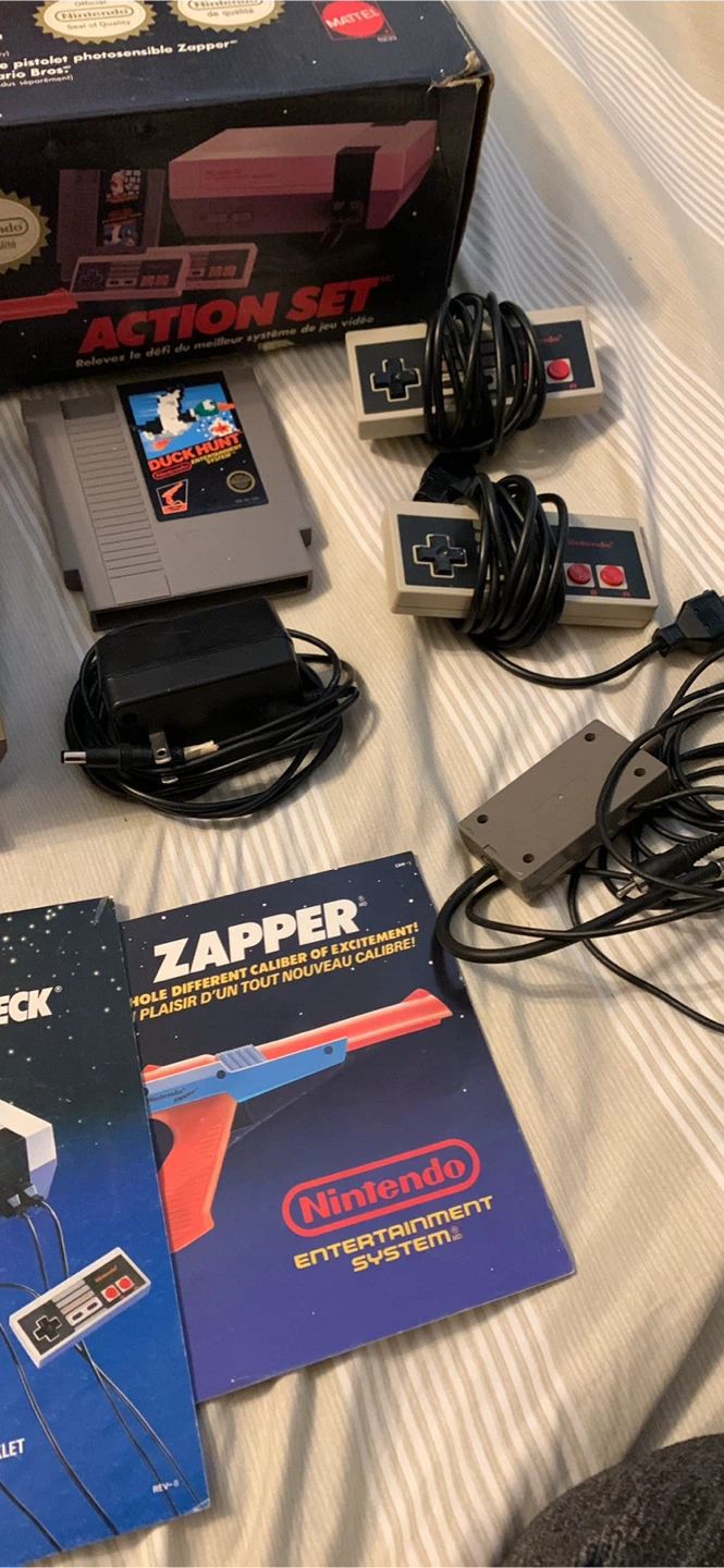 NINTENDO NES COMPLETE IN BOX (ACTION SET) - photo 3