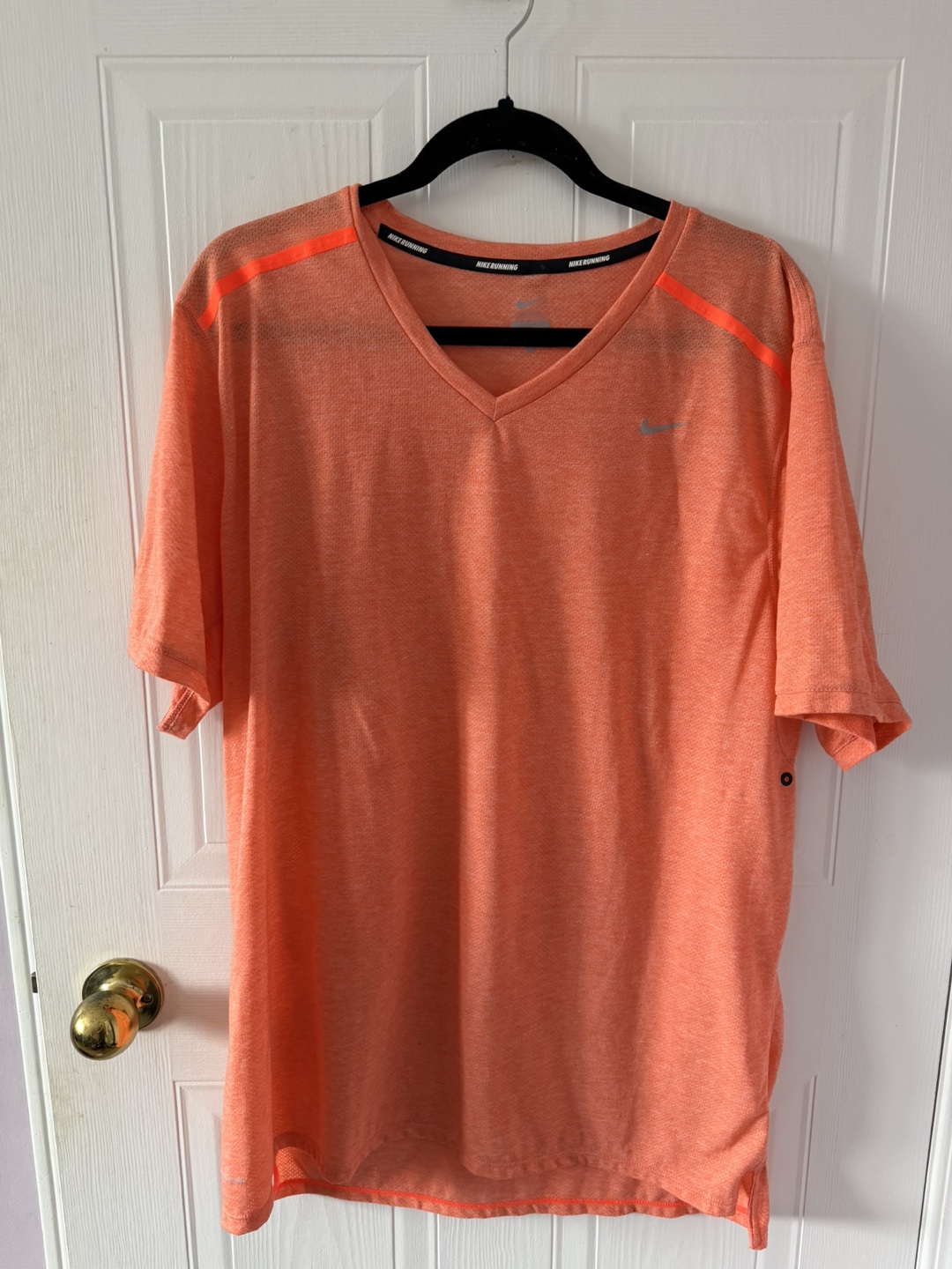 Men’s Nike shirt