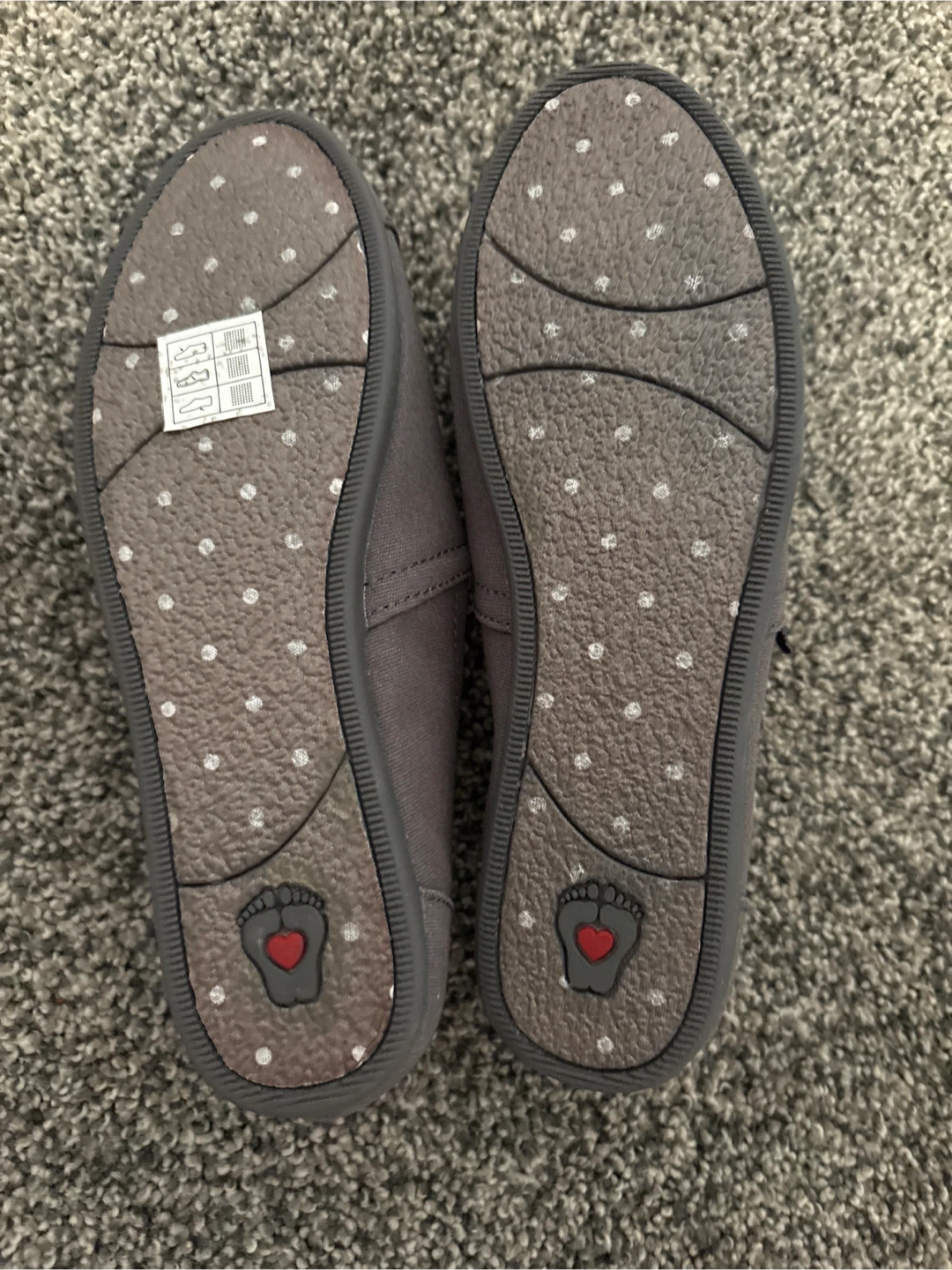 New BOBS Plush Peace & Love Shoes - Dark Gray - Women's 6 - photo 2