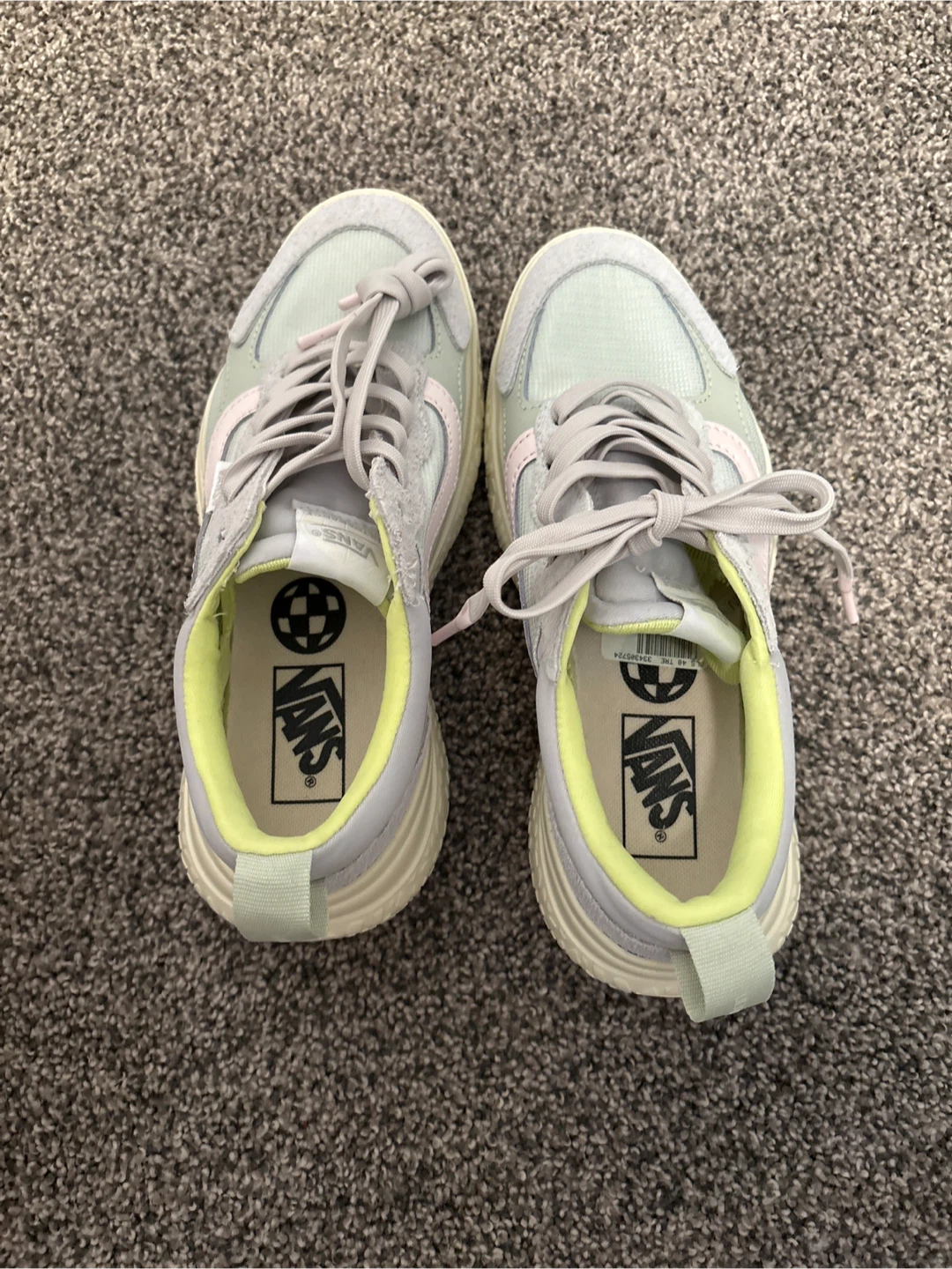 New Vans Ultrarange Neo Vr3 Light Yellow/Multi Sneakers