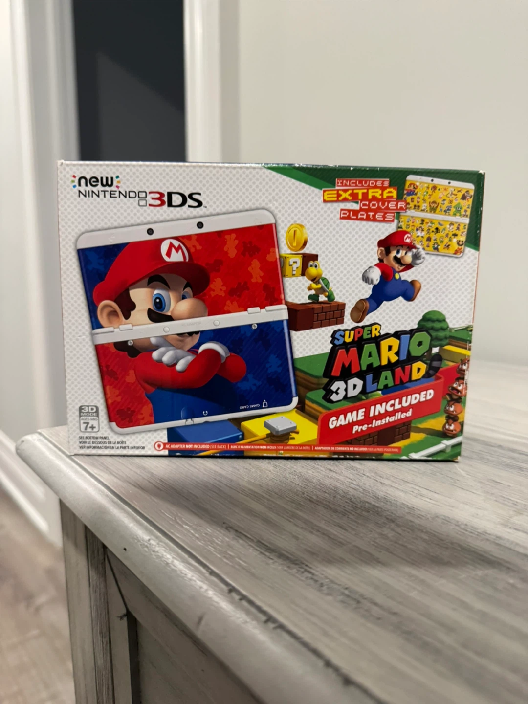 Nintendo 3DS Super Mario 3D BOX ONLY