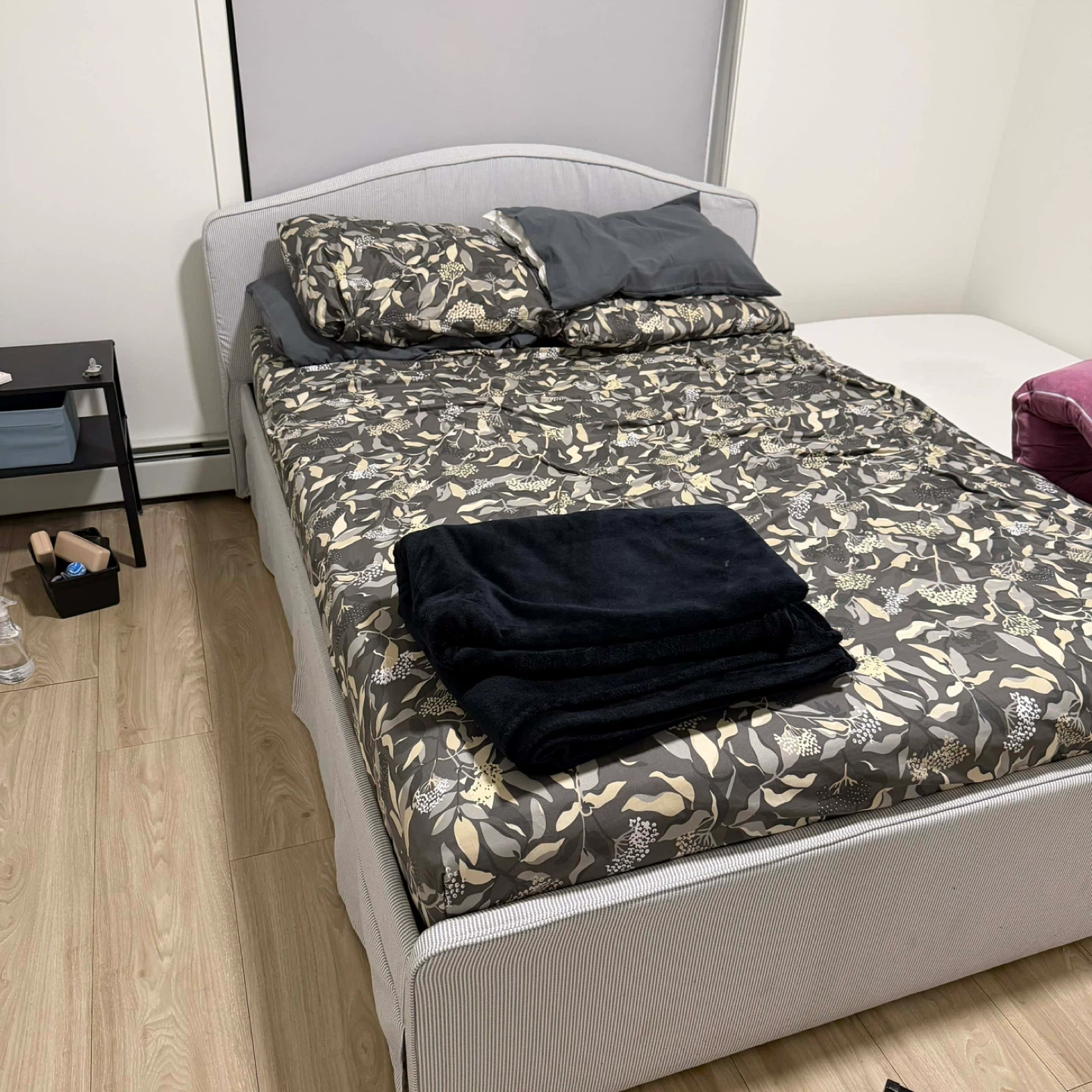 Queen Size Bed with Mattress