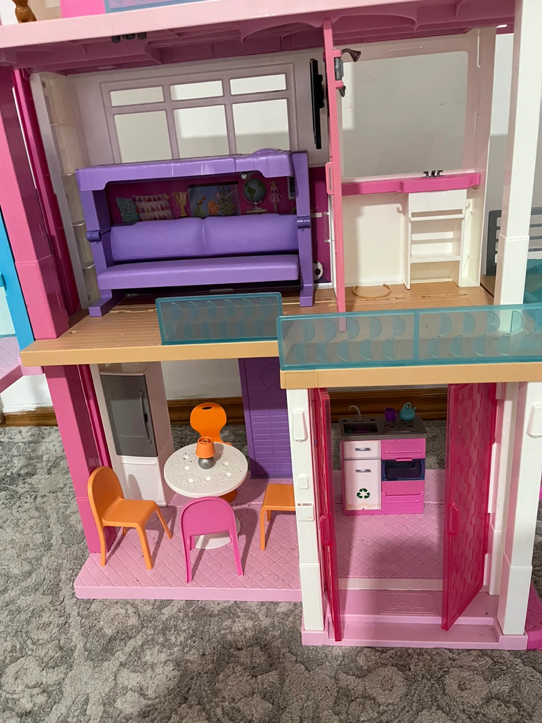 Barbie Dreamhouse Dollhouse with Furniture and Toys - photo 2