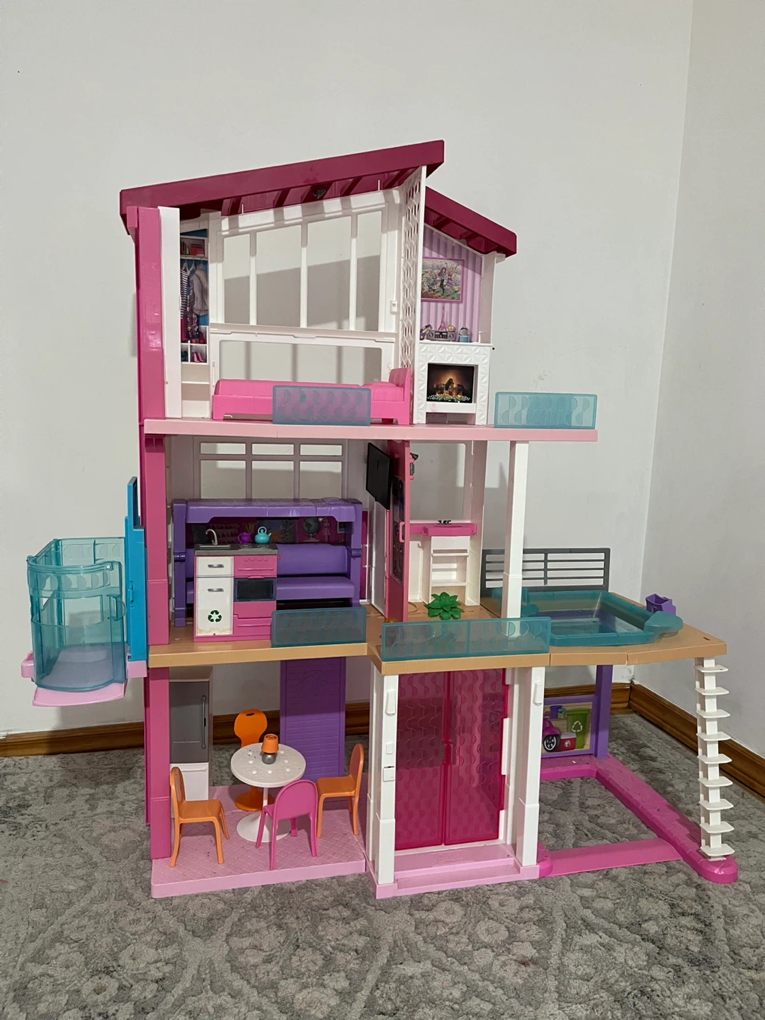 Barbie Dreamhouse Dollhouse with Furniture and Toys