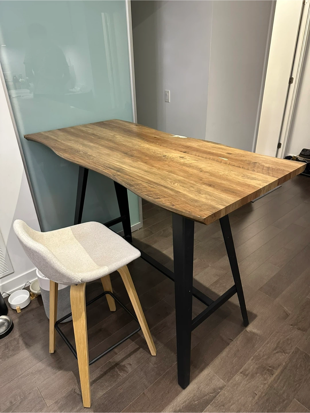 Structube Jerry Bar Table - photo 2