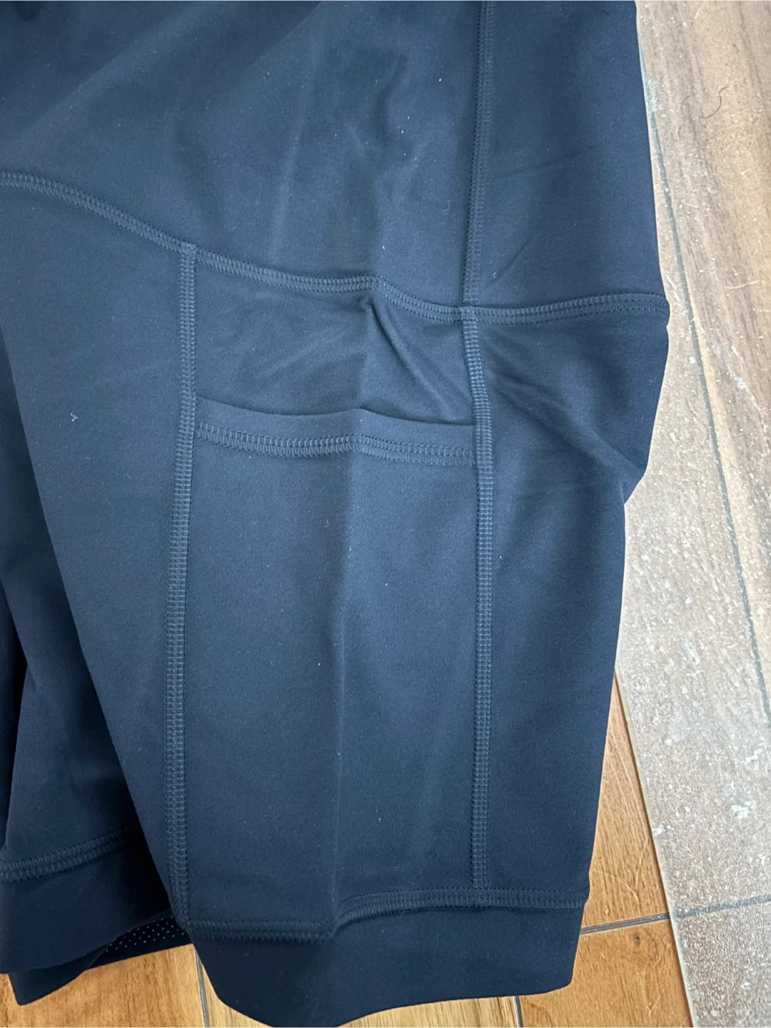 S Black High-Waisted Pocket Shorts - photo 2