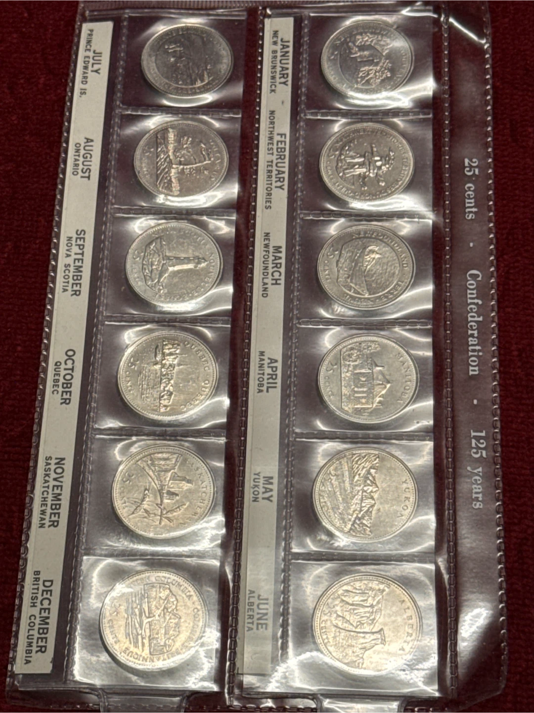 Royal Wedding Commemorative Coin Collection & Jurassic Park - photo 3