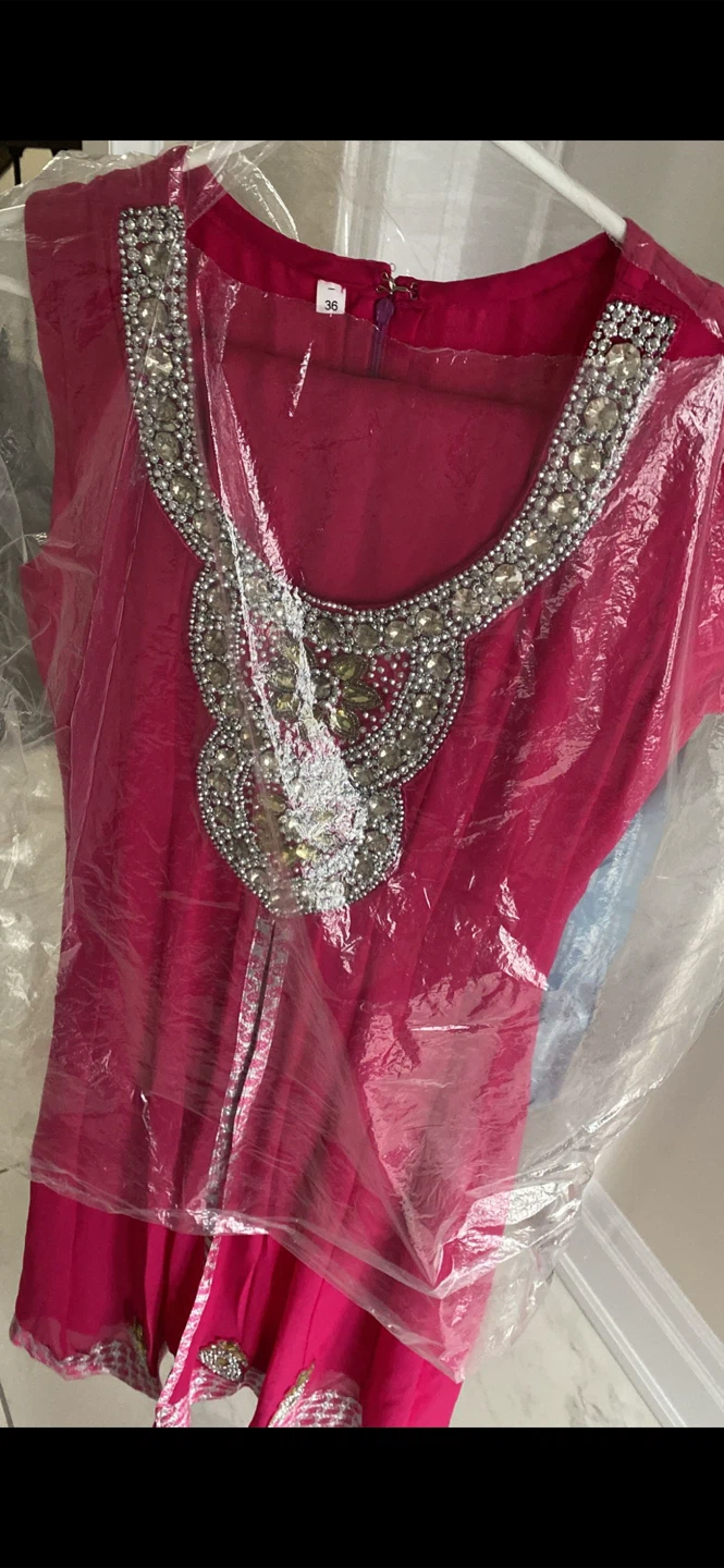 Beautiful Indian and Pakistani 3 piece suit - photo 4