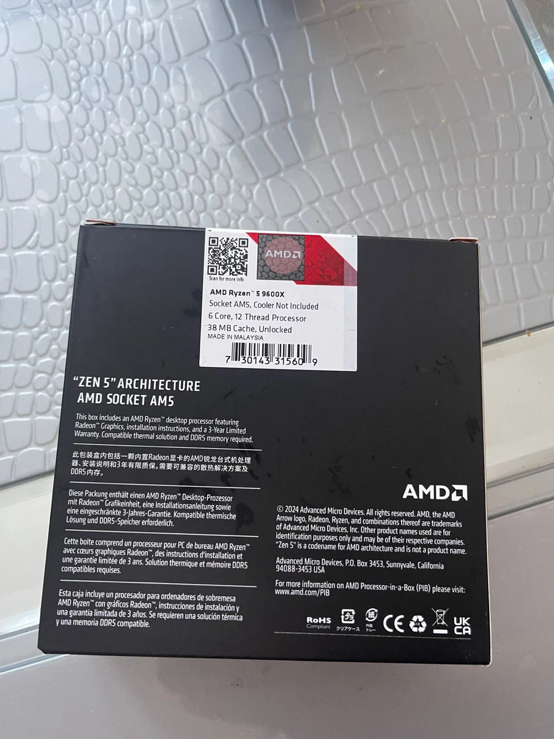 AMD Ryzen 5 9600 Processor - photo 4