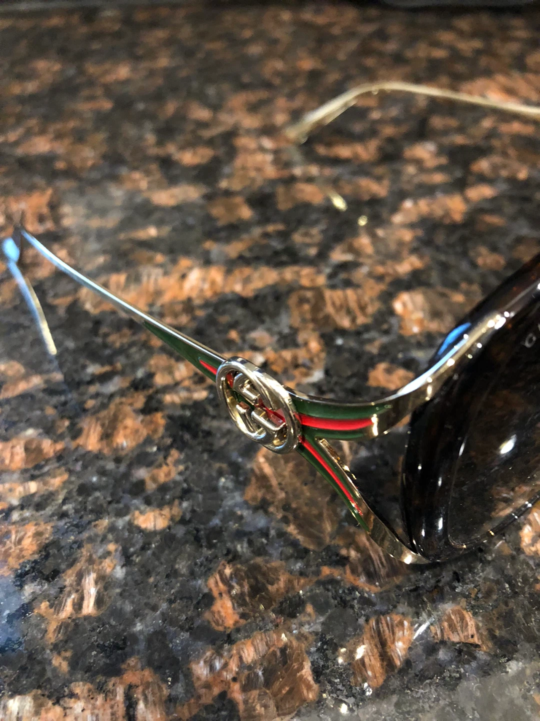 GUCCI Sherryline Sunglasses in Mint Condition - photo 3