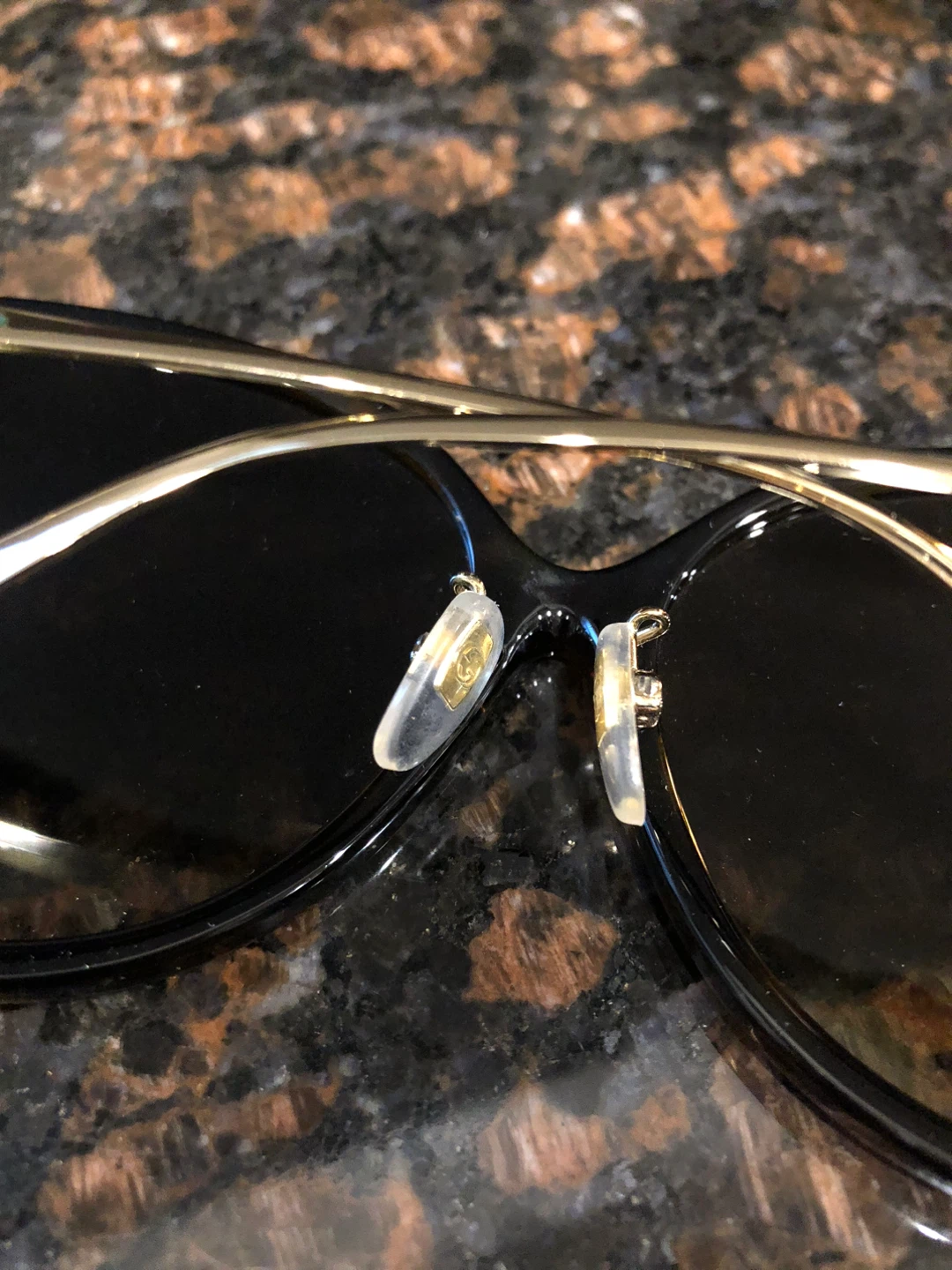 GUCCI Sherryline Sunglasses in Mint Condition - photo 4