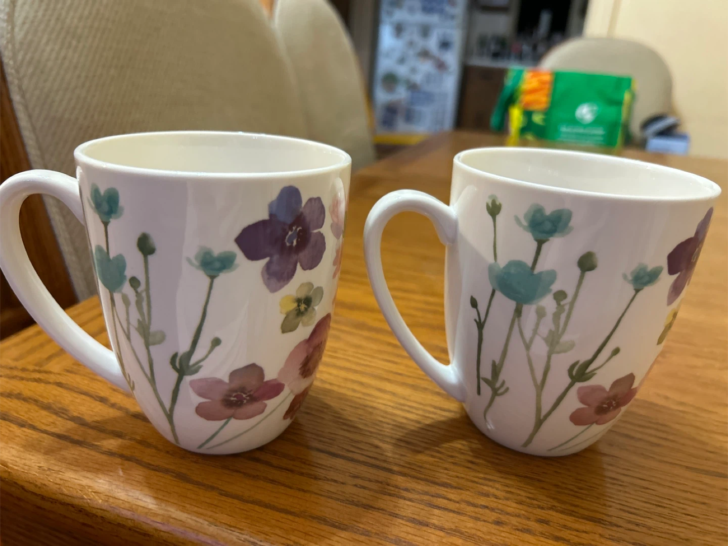 Set of 2 Floral Mugs