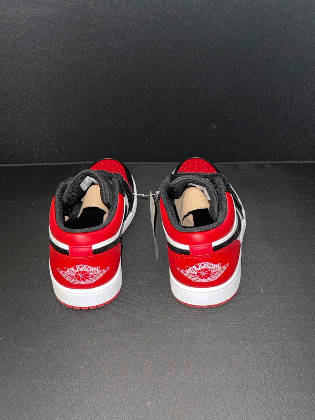 Nike Air Jordan 1 Low "Bred Toe" - Size 8.5 - photo 5