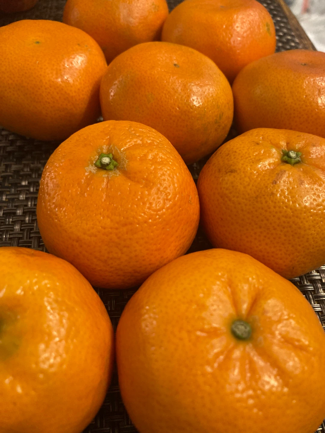 9 Oranges