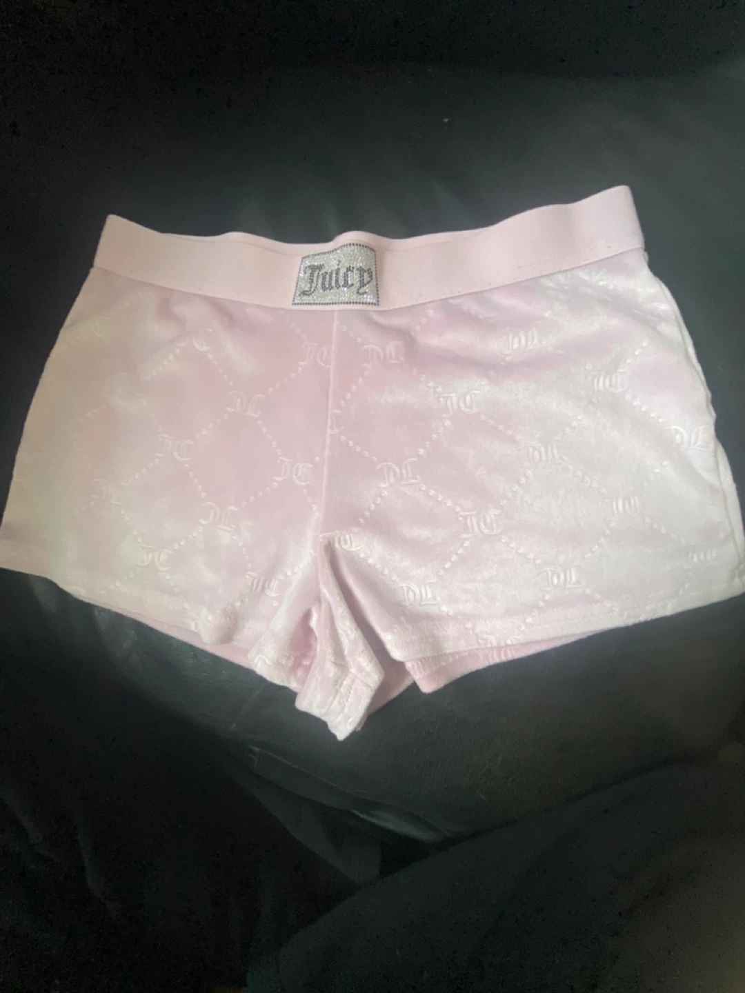 Juicy Couture Pink Velour Shorts - photo 2