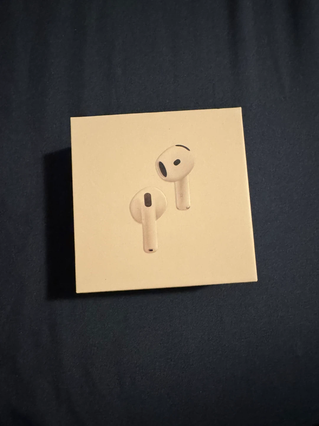 Apple AirPods 4